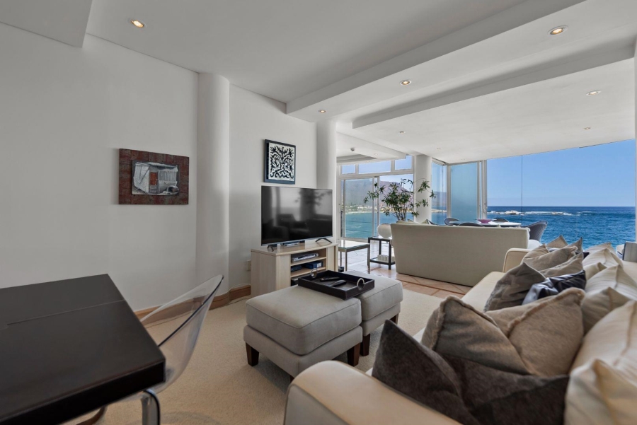 3 Bedroom Property for Sale in Clifton Western Cape